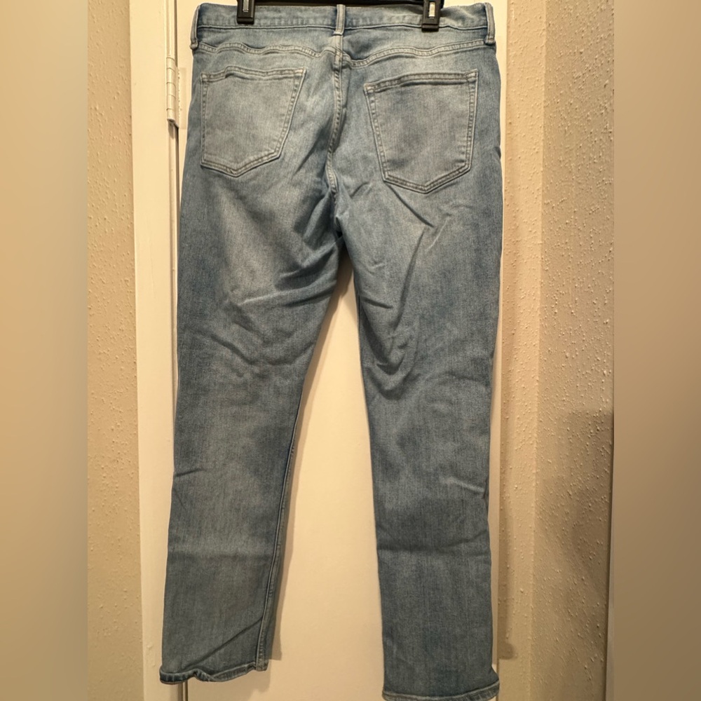 *2/$22* Old Navy slim fit jeans - Picture 4 of 5
